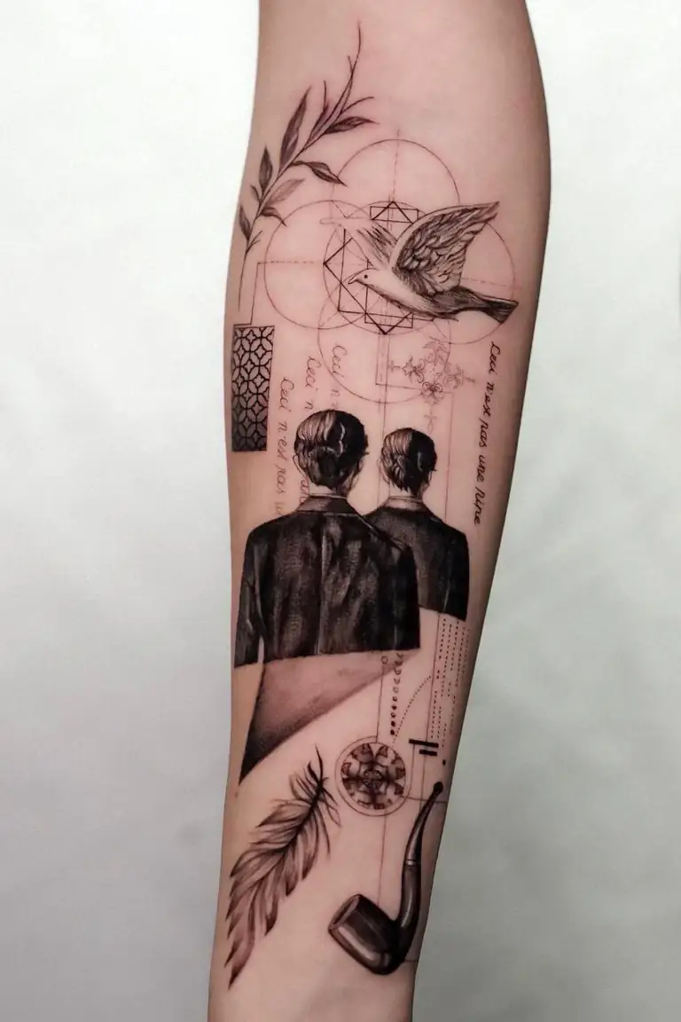 Güçlü kaplama etkisi gösteren yoğun blackwork ornamental dövme.